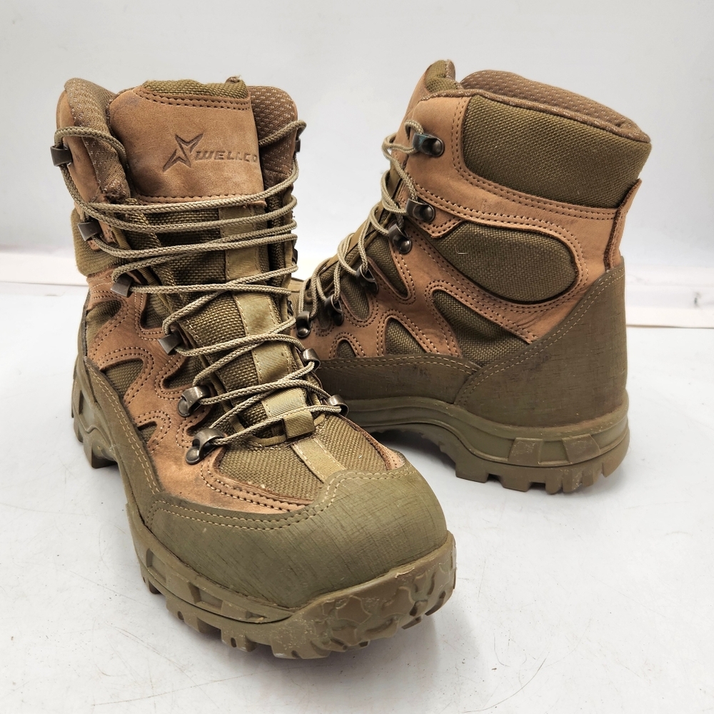 Wellco Combat Hiker Boots Mens 7 Womens 9 M760 Brown 7.5 Inch Vibram